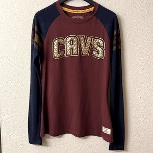Cleveland Cavaliers Cleveland Cavaliers woman’s shirt blue size S